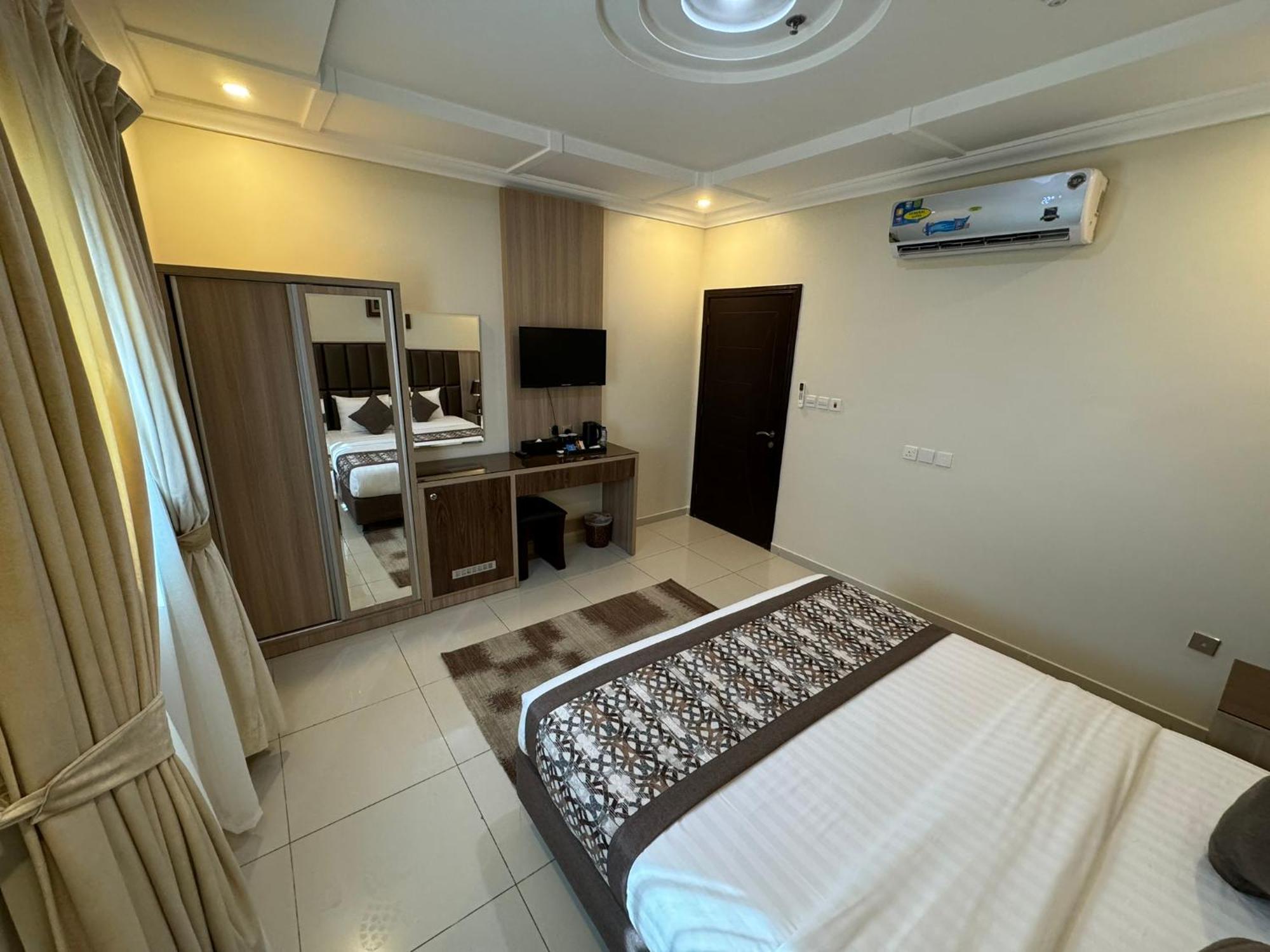 Primotel Suites As Salamah เจดดาห์ ภายนอก รูปภาพ