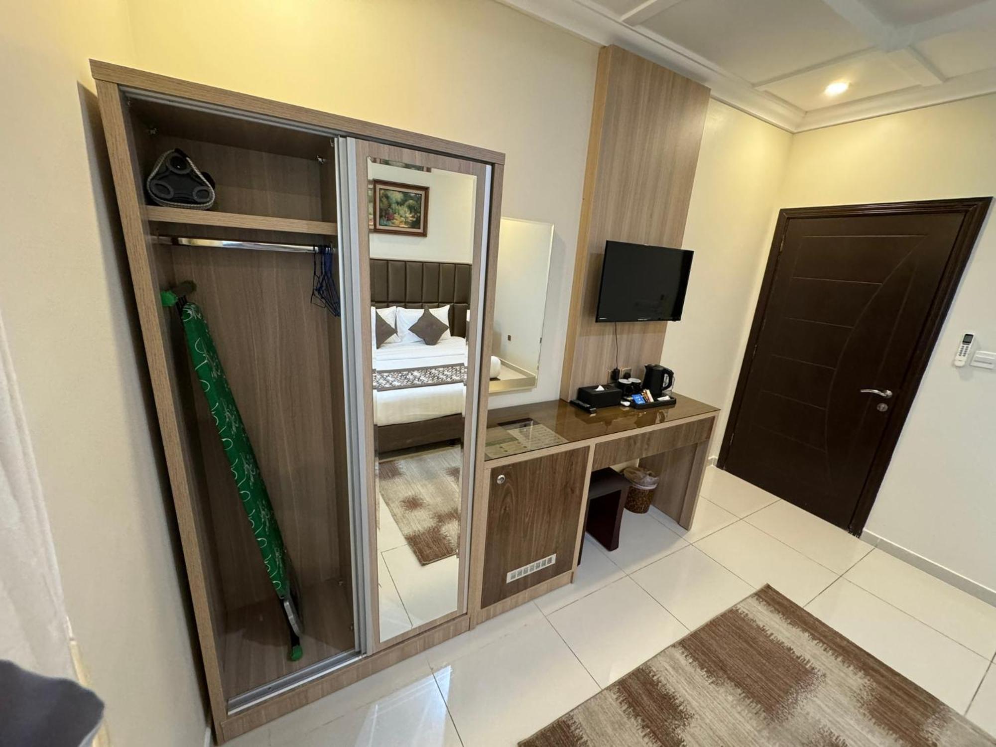 Primotel Suites As Salamah เจดดาห์ ภายนอก รูปภาพ